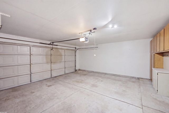 38551 Palm Meadow Drive, Clinton Twp, MI 48036