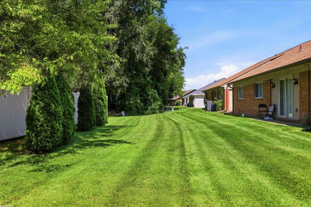38551 Palm Meadow Drive, Clinton Twp, MI 48036