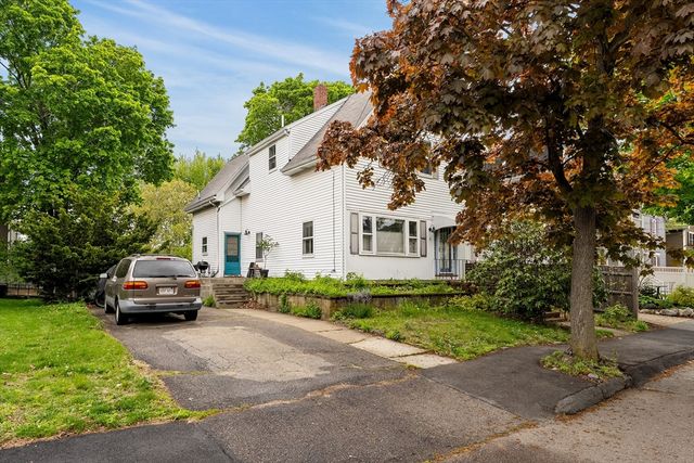 17 Sharon St, Medford, MA 02155