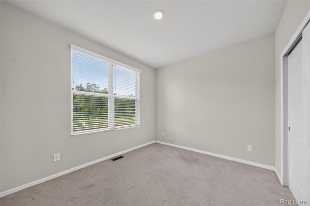 4160 Walcott Drive, Orion Charter Township, MI 48359