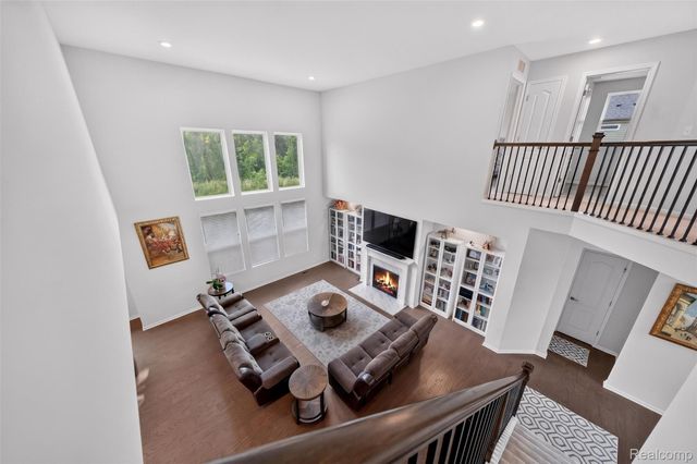 4160 Walcott Drive, Orion Charter Township, MI 48359