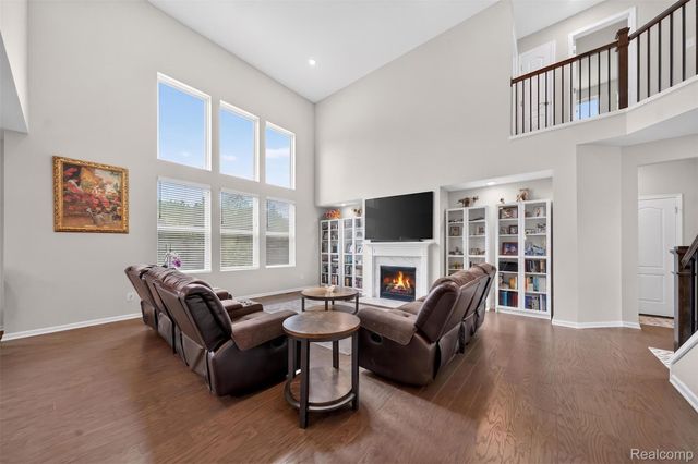 4160 Walcott Drive, Orion Charter Township, MI 48359