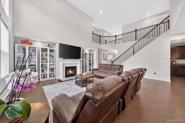 4160 Walcott Drive, Orion Charter Township, MI 48359