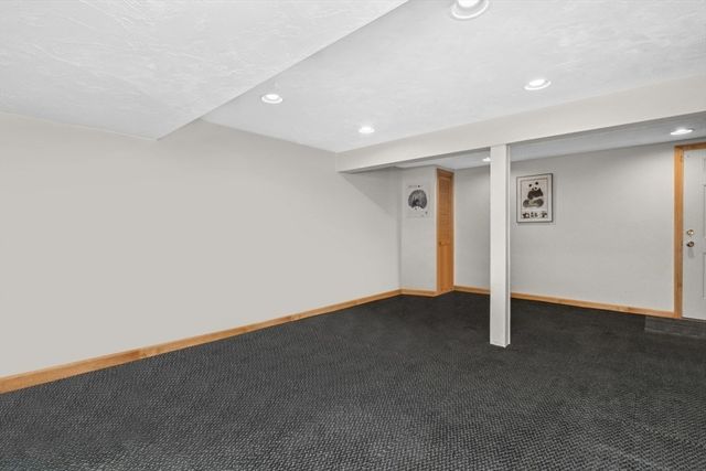 28 Pemberton St B, Walpole, MA 02081