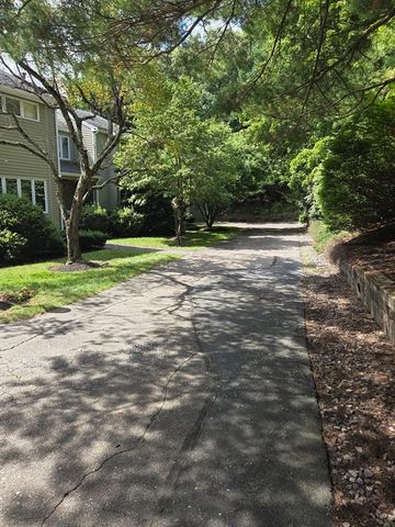 28 Pemberton St B, Walpole, MA 02081