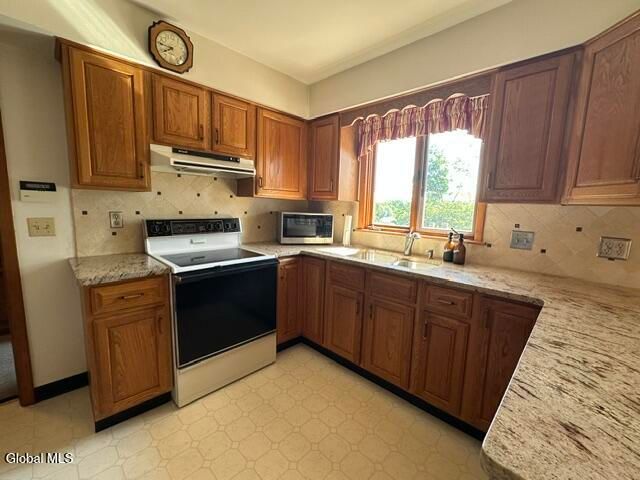88 Woodlawn Drive, Ravena, NY 12143