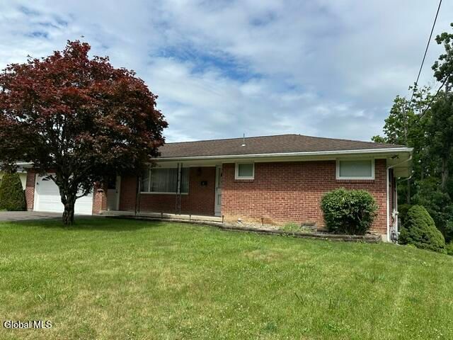 88 Woodlawn Drive, Ravena, NY 12143