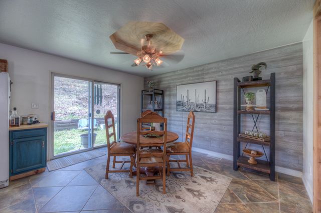 23571 S 624 Road, Wyandotte, OK 74370