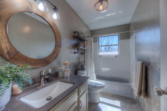 23571 S 624 Road, Wyandotte, OK 74370