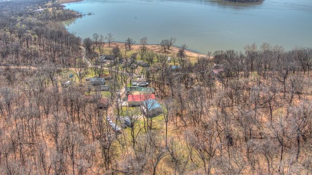 23571 S 624 Road, Wyandotte, OK 74370