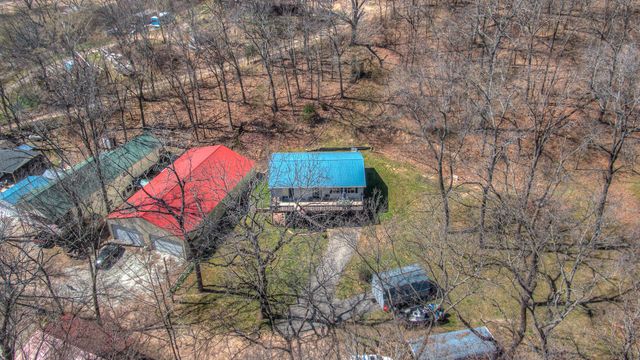 23571 S 624 Road, Wyandotte, OK 74370