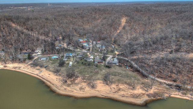 23571 S 624 Road, Wyandotte, OK 74370