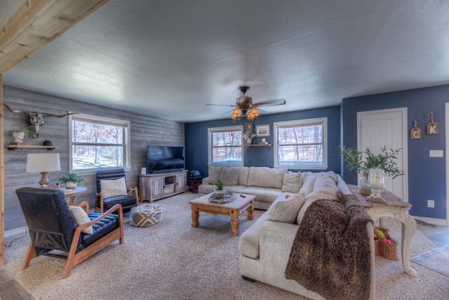 23571 S 624 Road, Wyandotte, OK 74370