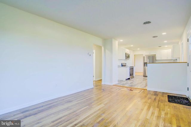 2229 HUDSON RD, Cambridge, MD 21613