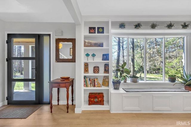 2715 E Bluff Court, Bloomington, IN 47401