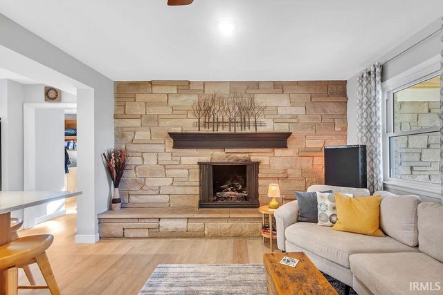 2715 E Bluff Court, Bloomington, IN 47401