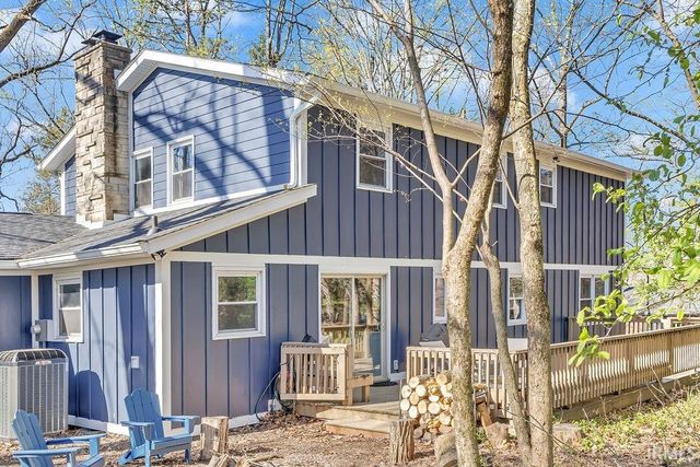 2715 E Bluff Court, Bloomington, IN 47401