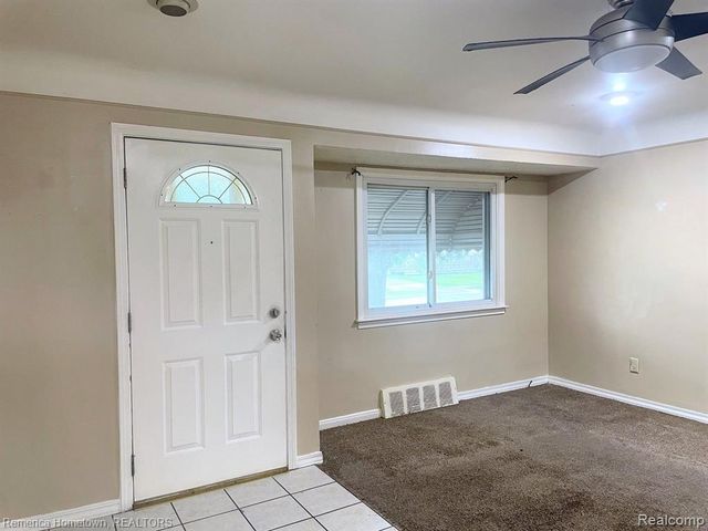 2760 Norman Street, Melvindale, MI 48122