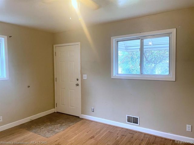 2760 Norman Street, Melvindale, MI 48122