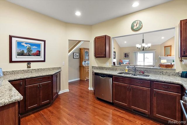 3349 Grove Lane, Auburn Hills, MI 48326