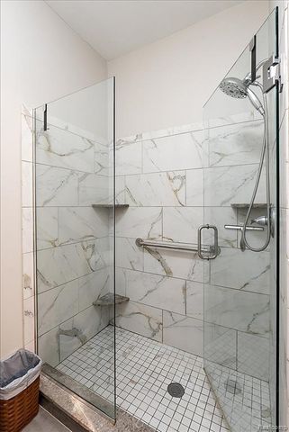 3349 Grove Lane, Auburn Hills, MI 48326