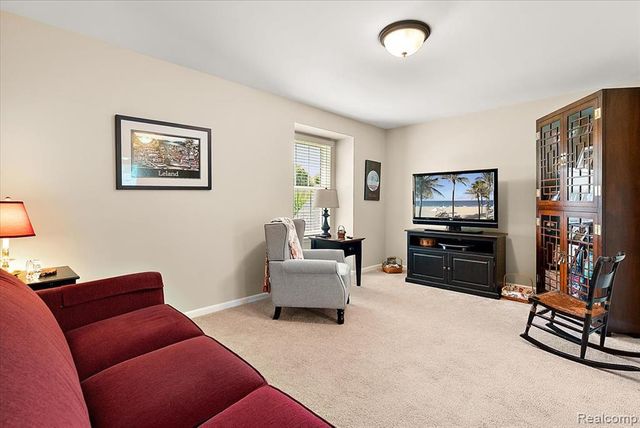 3349 Grove Lane, Auburn Hills, MI 48326