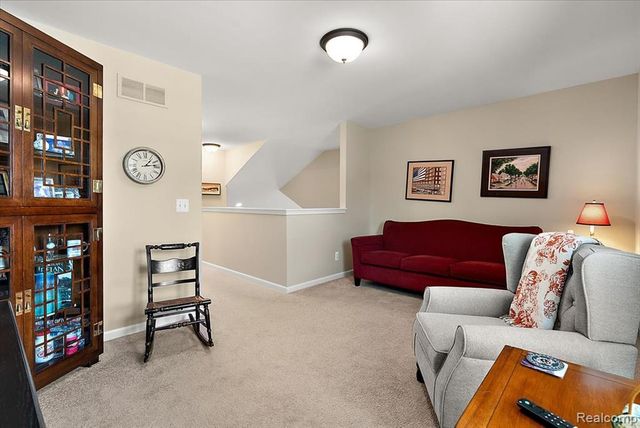 3349 Grove Lane, Auburn Hills, MI 48326
