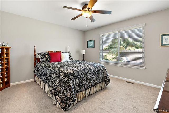 3349 Grove Lane, Auburn Hills, MI 48326