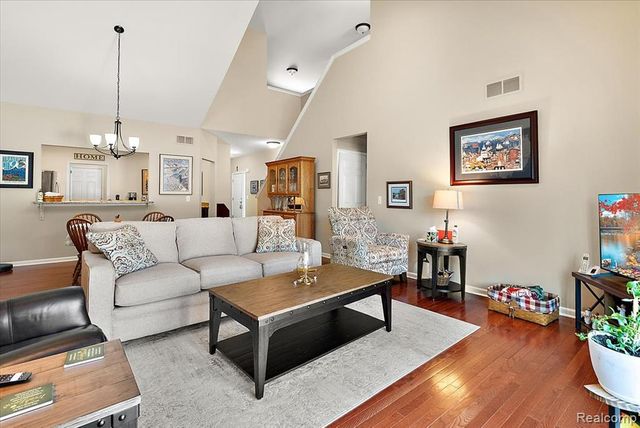 3349 Grove Lane, Auburn Hills, MI 48326