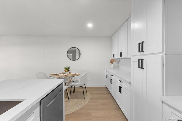 10225 Caminito Cuervo 125, San Diego, CA 92108