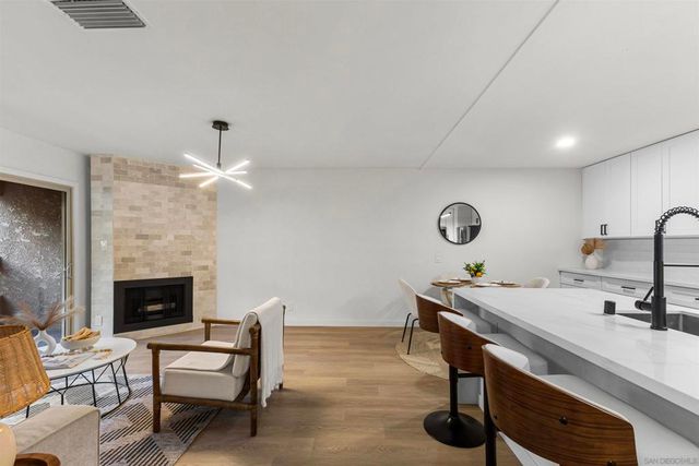 10225 Caminito Cuervo 125, San Diego, CA 92108