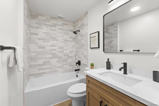 10225 Caminito Cuervo 125, San Diego, CA 92108