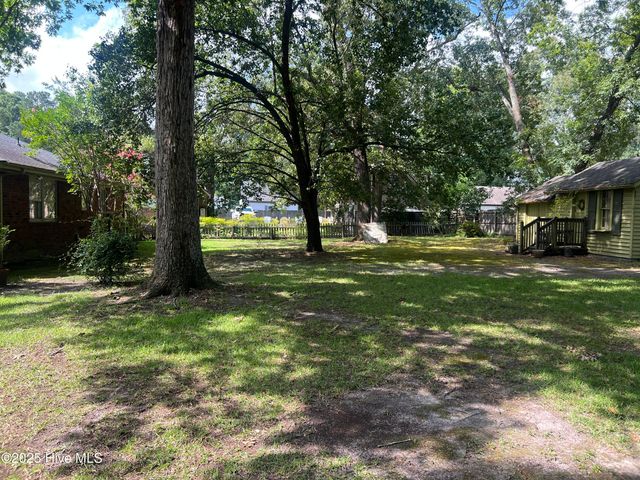 108 Pinewood Avenue, Rocky Mount, NC 27804