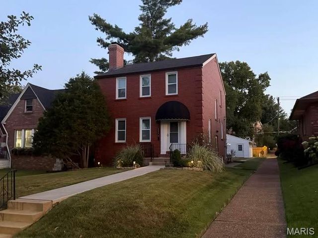 6544 Marquette Avenue, St Louis, MO 63139