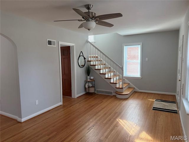 6544 Marquette Avenue, St Louis, MO 63139