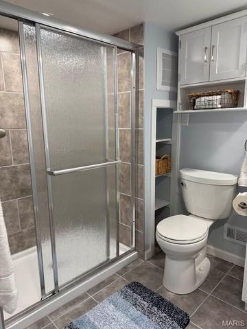 6544 Marquette Avenue, St Louis, MO 63139