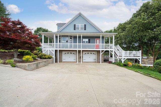 93 Big Sky Drive, Leicester, NC 28748