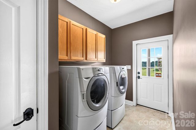 93 Big Sky Drive, Leicester, NC 28748