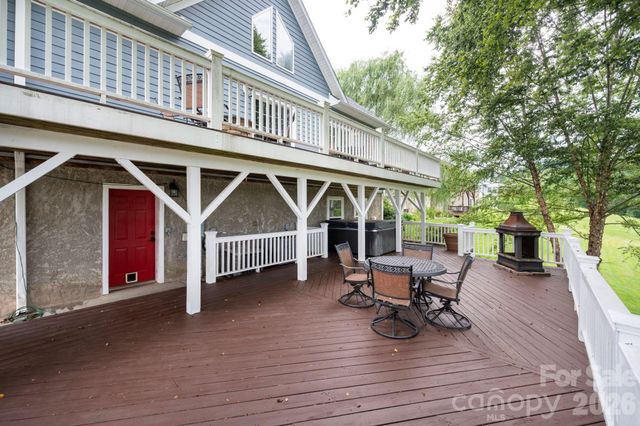 93 Big Sky Drive, Leicester, NC 28748