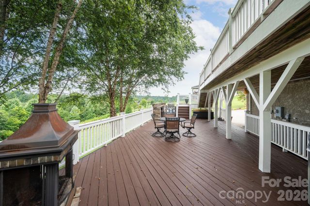 93 Big Sky Drive, Leicester, NC 28748