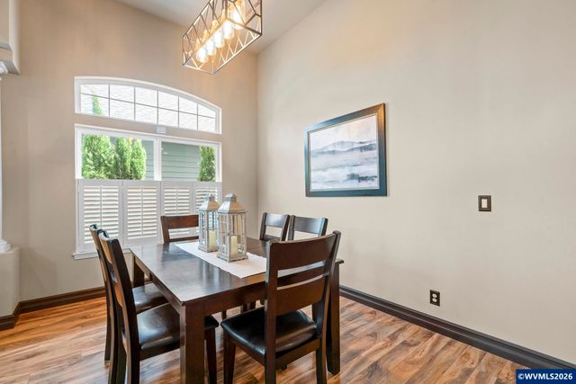 514 Creekside Dr SE, Salem, OR 97306