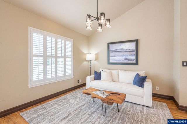514 Creekside Dr SE, Salem, OR 97306