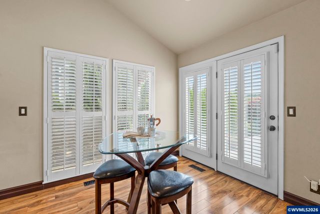 514 Creekside Dr SE, Salem, OR 97306