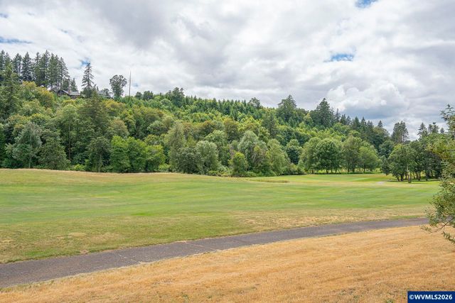 514 Creekside Dr SE, Salem, OR 97306