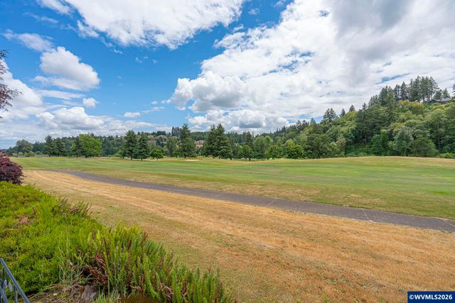514 Creekside Dr SE, Salem, OR 97306