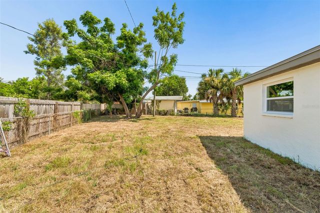 8828 91ST TERRACE, Seminole, FL 33777