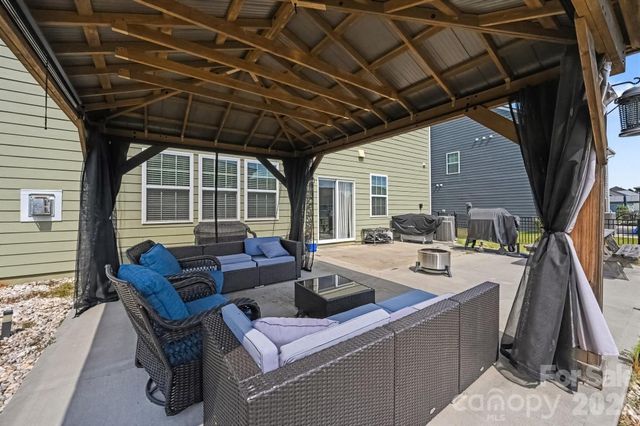 112 Rooster Tail Lane, Troutman, NC 28166
