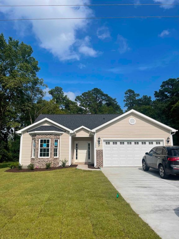 1320 Lakeside Dr., Conway, SC 29526