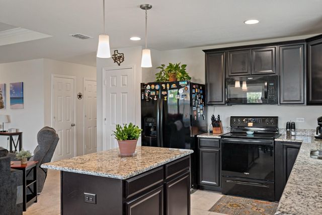 1413 Vernon Drive, Aubrey, TX 76227