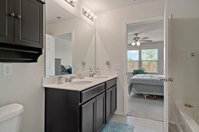 1413 Vernon Drive, Aubrey, TX 76227